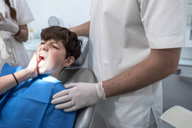 Best Cracked Tooth Emergency Dentist  in St Bernard, OH